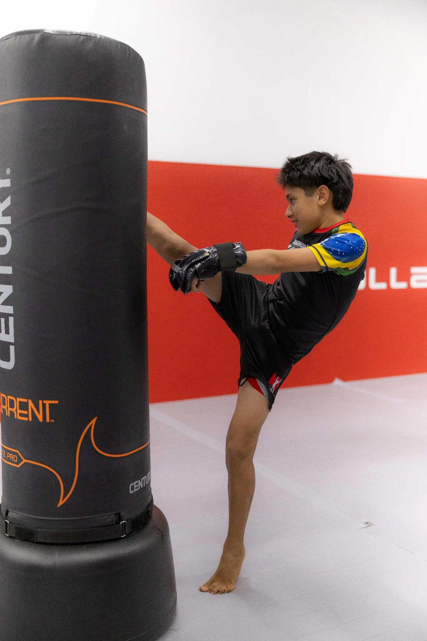 Boxing and Muay Thai pad work at ATT Winter Garden